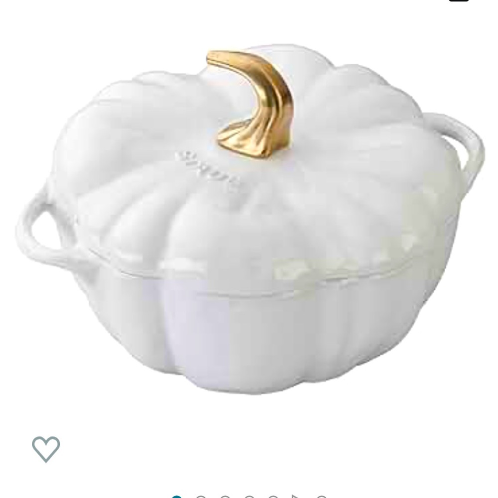 Staub Cocotte pumpkin Dutch oven- White with gold handle